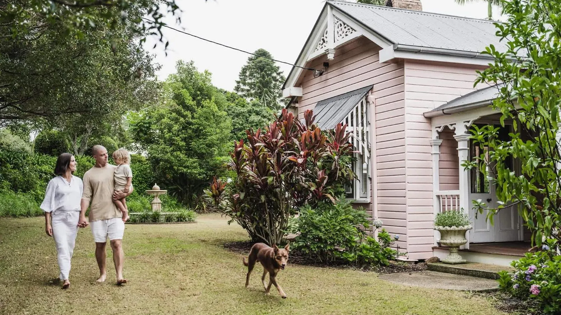 Luxe Hinterland Stay, Eastnor At Montville Estate 펜션